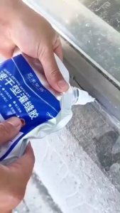 CASTA Lem Anti Bocor Ajaib 200g & 500g - Lem Multifungsi untuk Dinding Keramik Genteng Asbes Kamar Mandi Mesin Cuci Kolam Renang Tahan Cuaca Ekstrim Tanpa Bau