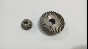 Gear Benz Mt954 untuk mesin gerinda