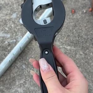 2-in-1 Ratchet Pipe Cutter (5/16"-1-1/8") for Tight Spaces Compact Copper & PVC Tubing Cutter Set with Deburring Tool
