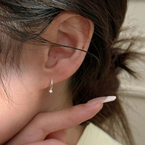 Pianist | Simple Elegant Diamante Tiny Earrings