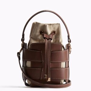 Fashionable Crossbody Bucket Bag Luxury Design Hollow Out Handbags Womens Leisure Outdoor Small Shoulder Handbags