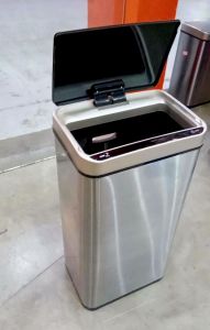 URBAN LIVING S3248S STAINLESS STEEL SENSOR DUSTBIN
