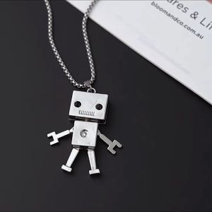 Kalung Liontin Robot Anti Karat Pria Wanita Stainless Steel Kalung Rantai Panjang Titanium