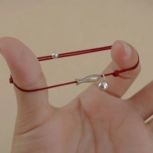Red String Woven Bracelet Womens Simple Elegant Luxury Fashion Match Lucky Carp Chinese Style Hand Chain Jewelry Accessory