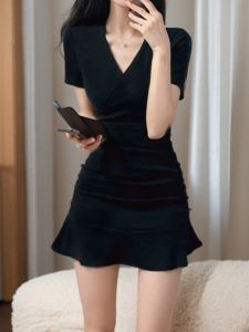 Slim Fit V-Neck Fish Tail Black Dress Short Length Summer Clothing for Women Tight Waist Asymmetrical Design Bodycon Skirt