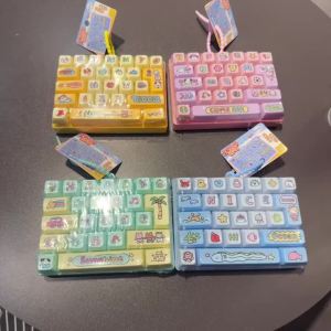 DUODUOBAO | New 26-key Decompression Keyboard Toy Keychain Cute Creative Students and Childrens Birthday Gift Pendant Ornaments.