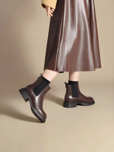 REEMOOR | Comfortable Elevated Chelsea Boots for Women
