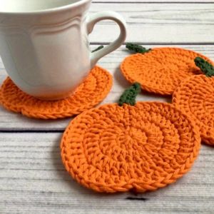 Autumn Crochet Pumpkin Coasters Handmade Fall Farmhouse Table Decor Heat-Resistant Drink Mats Halloween Kitchen Gift Accessories