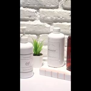 Pump Botol / Dispenser Botol Dengan Stiker