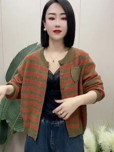 Womens Knitted Short Cardigan Spring Loose Fit Casual round Neck Striped Patchwork Sweater Vintage Style Korean Fashion
