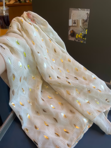 Wo Tion | Soft Photo-friendly Versatile Cotton Linen Scarf