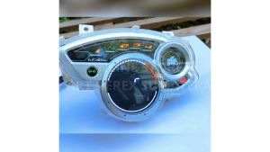 Speedometer Spido Digital Motor Yamaha X1R 135\\n\\nBerikut adalah ulasan lengkap tentang Speedometer Digital Yamaha X1R 135, sebuah aksesoris motor berkualitas yang dirancang khusus untuk meningkatkan performa dan kenyamanan berkendara Anda.\\n\\n Fitur dan Keunggulan Speedometer Digital Yamaha X1R 135\\n\\n Keunggulan Speedometer Digital Yamaha X1R 135\\n\\nSpeedometer Digital Yamaha X1R 135 menawarkan banyak fitur dan keunggulan yang menjadikannya pilihan tepat untuk motor Anda. Beberapa keunggulan utama dari Speedometer Digital Yamaha X1R 135 adalah:\\n\\n- Desain elegan dan modern, yang akan menambah keindahan motor Anda.\\n- Tampilan digital yang jelas dan mudah dibaca, memudahkan Anda dalam mengontrol kecepatan dan RPM motor.\\n- Kompatibel dengan motor Yamaha X1R 135, menjadikannya pilihan tepat untuk pengendara setia Yamaha.\\n\\n Cara Menggunakan Speedometer Digital Yamaha X1R 135\\n\\nUntuk menggunakan Speedometer Digital Yamaha X1R 135, ikuti langkah-langkah berikut:\\n\\n1. Pastikan motor Anda sudah dalam keadaan mati.\\n2. Hubungkan kabel speedometer digital ke sensor motor Anda.\\n3. Nyalakan motor dan periksa apakah speedometer digital sudah berfungsi dengan baik.\\n4. Jika ada masalah, periksa kembali koneksi kabel dan pastikan semuanya sudah terhubung dengan benar.\\n\\n Panduan Pemasangan Speedometer Digital Yamaha X1R 135\\n\\n Persiapan Sebelum Pemasangan\\n\\nSebelum memasang Speedometer Digital Yamaha X1R 135, pastikan Anda telah mempersiapkan beberapa hal berikut:\\n\\n- Pastikan motor Anda sudah dalam keadaan mati.\\n- Siapkan alat-alat yang diperlukan, seperti obeng dan kunci pas.\\n- Baca petunjuk penggunaan sebelum memulai pemasangan.\\n\\n Cara Menghubungkan Kabel Speedometer Digital Yamaha X1R 135\\n\\nUntuk menghubungkan kabel Speedometer Digital Yamaha X1R 135, ikuti langkah-langkah berikut:\\n\\n1. Hubungkan kabel speedometer digital ke sensor motor Anda.\\n2. Pastikan semua kabel terhubung dengan benar dan tidak ada yang terputus.\\n3. Jika perlu, tambahkan buble wrap pada kabel untuk memastikan keamanan kabel.\\n\\n Tips dan Trik Menggunakan Speedometer Digital Yamaha X1R 135\\n\\n Modifikasi Speedometer Digital Yamaha X1R 135\\n\\nJika Anda ingin melakukan modifikasi pada Speedometer Digital Yamaha X1R 135, pastikan Anda telah memahami cara kerja speedometer digital dan memiliki pengetahuan dasar tentang elektronika motor. Jika Anda tidak yakin, sebaiknya bawa motor Anda ke bengkel yang ahli dalam hal ini.\\n\\n Perawatan Speedometer Digital Yamaha X1R 135\\n\\nUntuk menjaga kinerja optimal dari Speedometer Digital Yamaha X1R 135, lakukan perawatan rutin seperti berikut:\\n\\n- Bersihkan layar speedometer digital secara teratur dengan kain lembut.\\n- Periksa kabel speedometer digital secara rutin untuk memastikan tidak ada kerusakan atau retak pada kabel.\\n- Jika ada masalah dengan speedometer digital, segera hubungi penjual atau bengkel yang ahli.\\n\\nDengan mengikuti petunjuk dan tips ini, Anda dapat memaksimalkan penggunaan Speedometer Digital Yamaha X1R 135 dan menikmati kenyamanan berkendara yang lebih baik. Pastikan untuk selalu mematuhi aturan lalu lintas dan berkendara dengan aman!\n}
