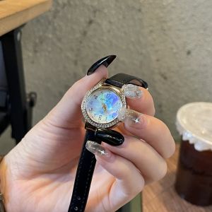 Retro Colorful Butterfly Watch for Women Quartz Movement Artificial Leather Strap Round Dial Luxury Lightweight Style