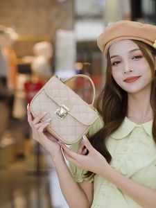 1775 ( READY STOCK ) PU SLING BAG EU FASHION HOUSE