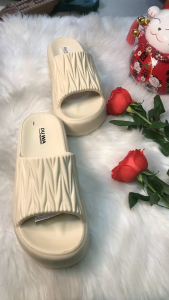 Dép quai ngang bánh mỳ - dép nữ cao 5 phân chất liệu nhẹ