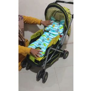 Alas Stroller Bayi Motif Karakter: Desain Unik & Nyaman