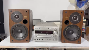 Bán cục dàn Amply VIP Onkyo FR - N7XX (ko loa) điện 100v hình thức đẹp hát tốt. hàng bãi nhật về