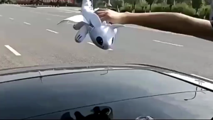 Cartoon Toothless Doll Creative Fun and Cute Car Suction Cup Moving Little Flying Dragon Childrens Dolls