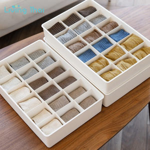 กล่องเก็บเสื้อใน กล่องจัดเก็บถุงเท้า ชุดชั้นใน อุปกรณ์จัดเก็บ สามารถวางกล่องซ้อนกันได้ | Model: NA | Material: NA