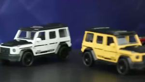 1-32 Scale Cast Realistic Alloy Toy Car Door Opens Pullback Driving Feature Collectible Model Vehicle Toy for Kids