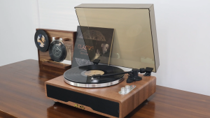 Mzeliking Retro Vinyl Record Player with Audio Technica AT3600L Cartridge Wireless Receive Built-in 4 Speakers 2 Speed Auto Stop for Home Decor
