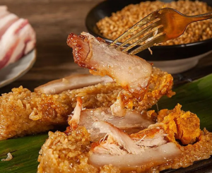 Zongzi Five Flower Egg Yolk Meat Dumpling hand made 500g   五花蛋黄肉粽