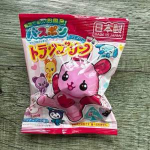 Japan 🇯🇵 Sanrio Bath Ball bath bomb with toy miniature gift inside . hello kitty . melody . kuromi . cinnamoroll . pomporoni . dinosaur . wild animals . dolls