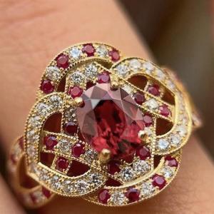 Huitan Luxury Women Gold Color Ring Gorgeous Wedding Engagement Elegant Accessories Inlaid Shiny Red Oval CZ Fashion Jewelry