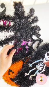 Pinky Bee Dekorasi Halloween Tinsel Peti Tengkorak 66190100