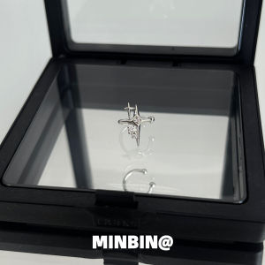 Shiny Four-Pointed Star Diamond Embedded Ear Cuff Womens Fashion Jewelry Minimalist Design High-End Feeling Zircon Ear Bone Clip