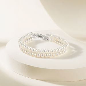 ZHOU LIU FU 周六福 สร้อยข้อมือเงินสเตอร์ลิง สร้อยข้อมือไข่มุกน้ำจืด สร้อยข้อมือไข่มุกคู่ S925 Sterling Silver Natural Freshwater Pearl Bracelet Dainty Double Layer Pearl Link Bracelet for Women 16+3CM X0715787