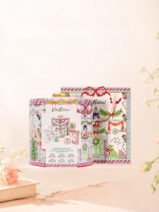 Cath Kidston | Bộ Chăm Sóc Cơ Thể Hương Dâu Tây và Gỗ Đàn Bách