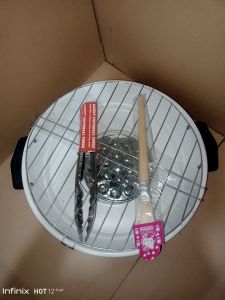 panggangan BBQ sosis 32 cm griil Kuat dan TDK mudah penyok.bonus kos dan Capitan