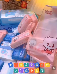 Portable Mini Pack Wet Wipes 8pcs Pack Kids Mouth Hand Cleaning Wet Tissue Wipes Multi pack