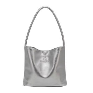 2025 ใหม่เงินปักกระเป๋าสะพายอเนกประสงค์กระเป๋าใต้วงแขนกระเป๋าถือแฟชั่นและลําลองผู้หญิงกระเป๋าพร็อพทุกวัน