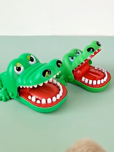 [SALE] Hộp Đồ Chơi Khám Răng Cá Sấu - Hộp Cá Sấu Cằn Tay Cho Trẻ Em - SHOP TUẤN NGHIA 2