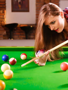 BSKT | Crystal Pool Balls Set