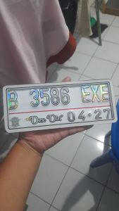 Plat Akrilik Carbon Hologram