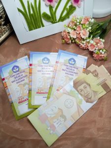 amplop uang custom isi 10 pcs ukuran 8 x 15 cm mnim order 30 pcs