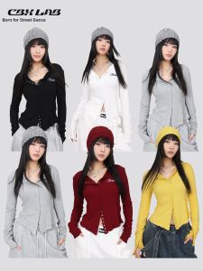 CBXLAB | Elastic and Skin-friendly Fitted Dancing Undershirt