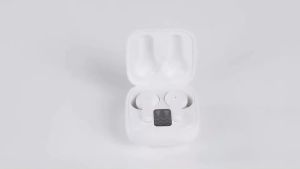 J6 Twe หูฟังบลูทูธไร้สาย จอแสดงผล LED หน้าจอสัมผัส กันน้ำ กันเหงื่อ สินค้าพร้อมส่ง จัดส่งไว