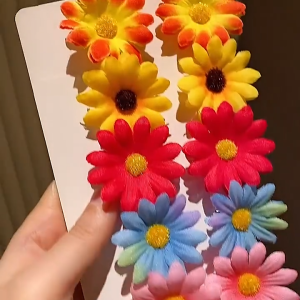 10pcs Daisy Hair Clips Set Cute Colorful Flower Mini Hairpins Bridesmaid Accessories for Bangs and Hair Styling Perfect