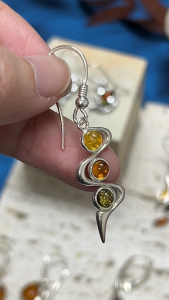MILLENNE Multifaceted Baltic Amber Ribbon Silver Dangle Earrings with 925 Sterling Silver (MLP-01)