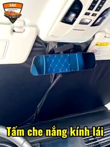 Tấm che nắng ô tô tiện lợi. Bạt che nắng xe hơi titan chống nắng tốt giảm nhiệt độ trong xe ô tô