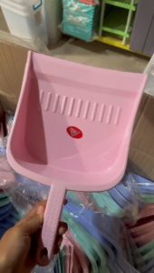 Pengki Tangan Serok Skop Sekop Sampah Dustpan Plastik Gengam Warna