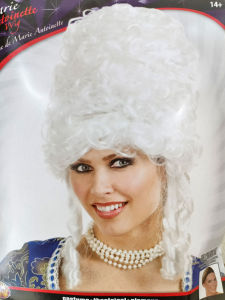 Elegant High-Topped Wigs with Veil for Stage Performances in the Style of 17th Century Court Princesses And Noblewomen