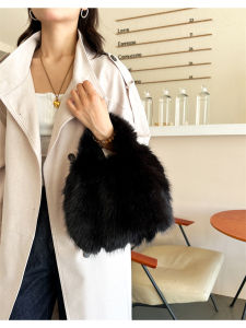 New Fashion Women Handbag Soft Plush Hand Carry Bag Outdoor Fluffy Maomao Bag Solid Color