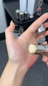 Water Light Stick High Gloss Stick Highlighter Blush Natural Lightweight Long-Lasting Waterproof Pigmented Blusher Beauty Makeup Tool