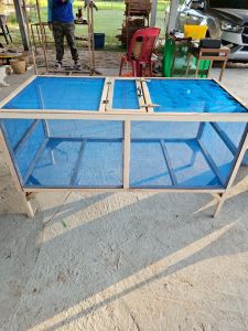 กรงเลี้ยงตั๊กเเตน ขนาด70×60×120  ล้อมด้วยผ้าแยงเขียว