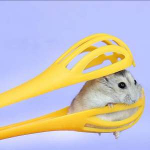 Kẹp Bắt Hamster Nhím Nhỏ An Toàn Chống Cắn Chất Liệu Nhựa Cao Cấp 2 Mức Điều Chỉnh Tiện Lợi Cho Thú Cưng Nhỏ